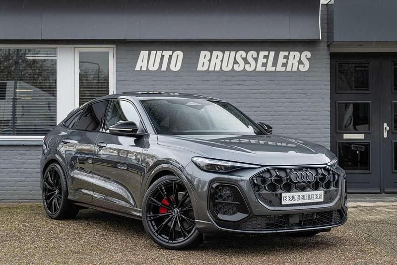 Grijs Nieuw 2025 Audi Q5 Sportback Competition SUV | € 87.895 (Duur) - Afbeelding 1/4