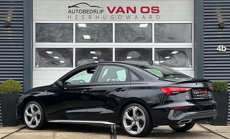 Occasion Audi A3 150 PK (110 kW) 2021 Zwart (metallic) Sedan