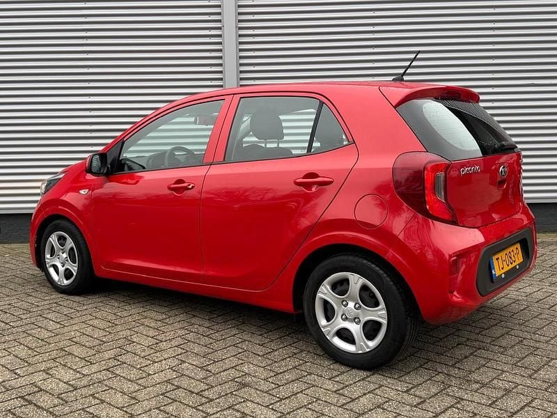 Occasion Kia Picanto 2018 Rood Hatchback