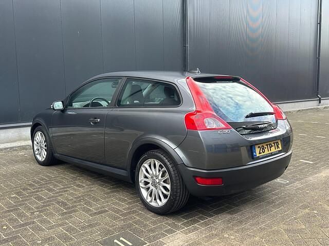 Occasion Volvo C30 Momentum 125 PK (91 kW) 2007 Grijs Hatchback