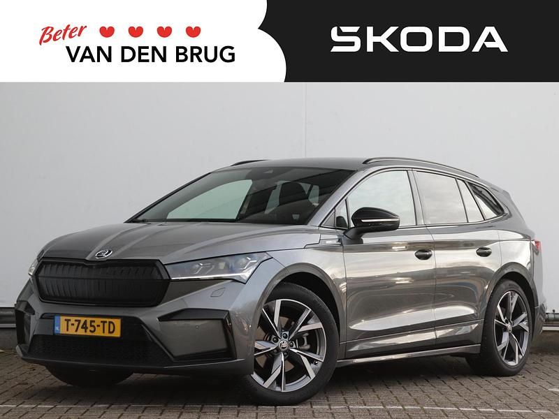 Grijs Gebruikt 2023 Skoda Enyaq iV SportLine SUV | € 39.195 (Iets duurder) - Afbeelding 1/3