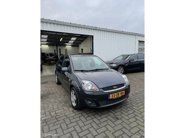 Occasion Ford Fiesta 69 PK (50 kW) 2008 Grijs Hatchback