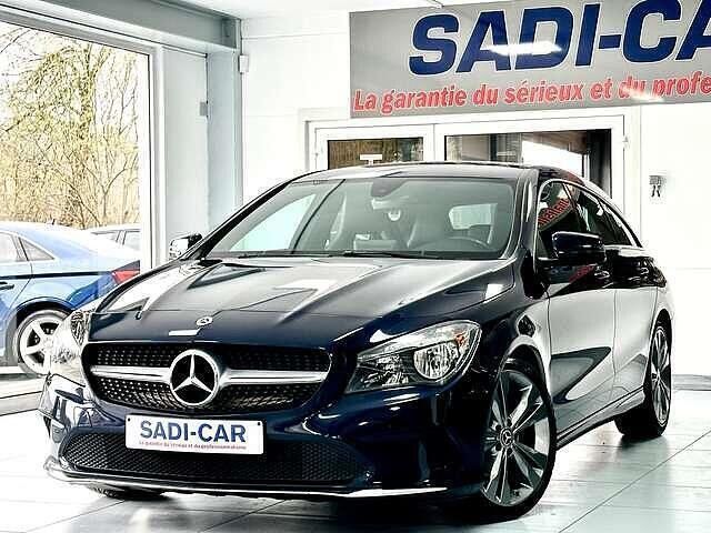 Occasion Mercedes CLA200 136 PK (100 kW) 2019 Blauw Stationwagen