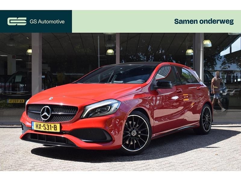 Rood Gebruikt 2016 Mercedes A250 Ambition Hatchback | € 19.995 (Eerlijke prijs) - Afbeelding 1/4