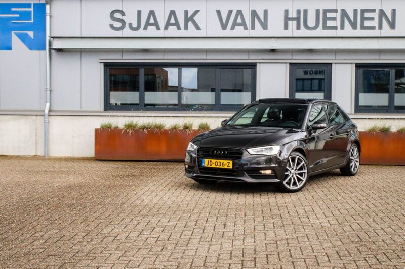 Occasion Audi A3 Sportback S-Line 180 PK (132 kW) 2012 Beluga brown Hatchback