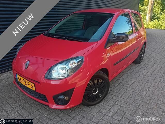 Rood Gebruikt 2011 Renault Twingo Collection Hatchback | € 1.749 (Eerlijke prijs) - Afbeelding 1/4