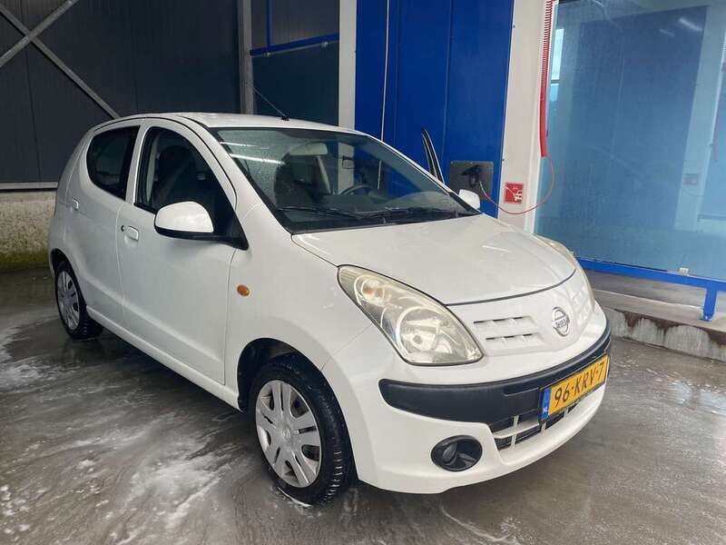 Wit Gebruikt 2010 Nissan Pixo Acenta Hatchback | € 1.000 (Super prijs) - Afbeelding 1/4