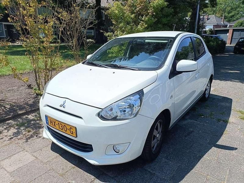 Wit Gebruikt 2016 Mitsubishi Space Star Hatchback | € 4.700 (Goede deal) - Afbeelding 1/4