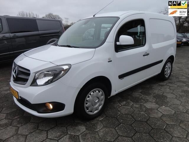 Wit Gebruikt 2016 Mercedes Citan 111 Van | € 7.950 (Eerlijke prijs) - Afbeelding 1/4