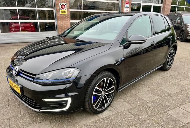 Occasion VW Golf VII GTE 150 PK (110 kW) 2016 Zwart Hatchback