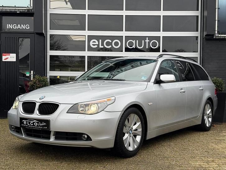 Occasion BMW 525 Executive 192 PK (141 kW) 2005 Grijs (metallic) Stationwagen