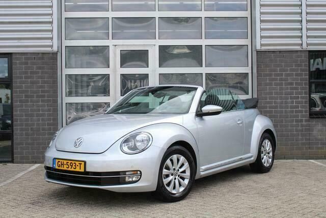 Grijs Gebruikt 2015 VW Beetle Design Cabriolet | € 13.950 (Goede deal) - Afbeelding 1/4