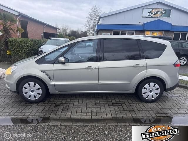 Occasion Ford S-MAX S 145 PK (106 kW) 2009 Groen MPV
