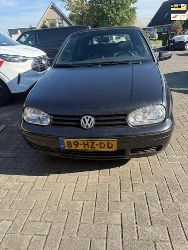 Occasion VW Golf Cabriolet Highline 116 PK (85 kW) 2002 Zwart Cabriolet