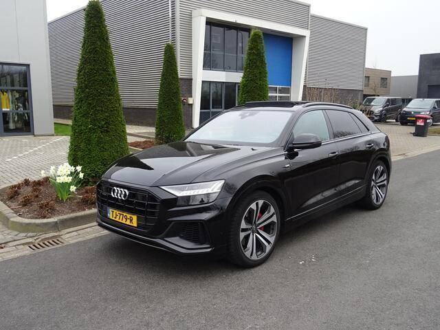 Zwart Gebruikt 2018 Audi Q8 Proline SUV | € 64.950 (Eerlijke prijs) - Afbeelding 1/4