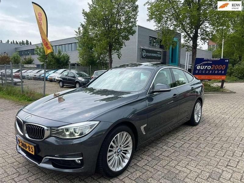 Grijs Gebruikt 2013 BMW 320 Gran Turismo Executive Hatchback | € 9.750 (Iets duurder) - Afbeelding 1/4