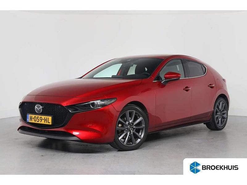 Rood Gebruikt 2021 Mazda 3 Sportive Hatchback | € 21.900 (Eerlijke prijs) - Afbeelding 1/4