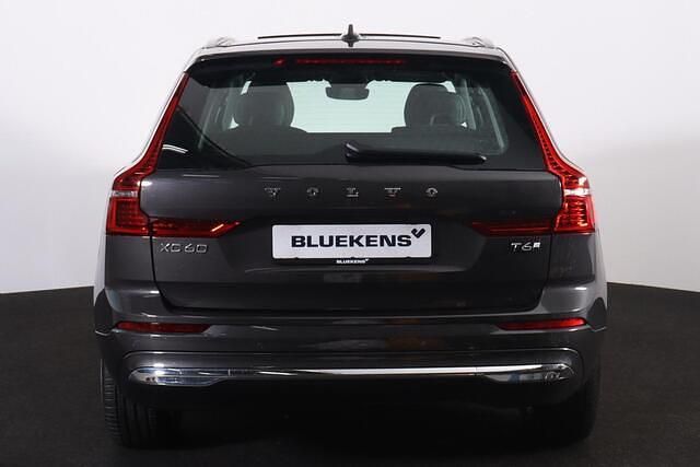 Occasion Volvo XC60 Core 349 PK (256 kW) 2024 Grijs SUV