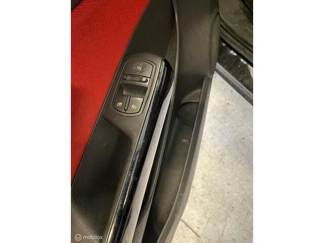 Occasion Opel Corsa Enjoy 90 PK (66 kW) 2008 Zwart Stationwagen