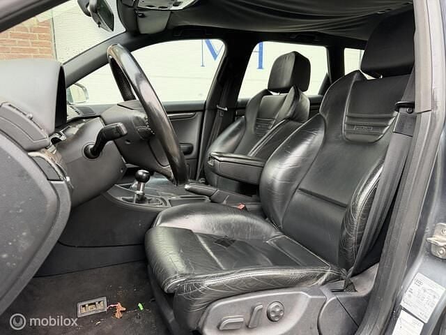 Occasion Audi S4 344 PK (253 kW) 2004 Grijs (metallic) Stationwagen