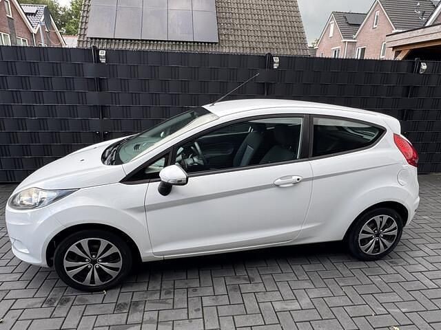 Occasion Ford Fiesta Limited 60 PK (44 kW) 2010 Wit Hatchback