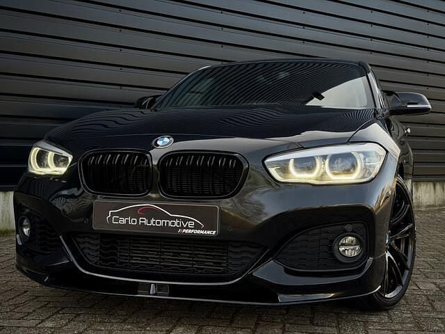 Occasion BMW 118 M Performance 136 PK (100 kW) 2018 Zwart / black sapphire metallic (475) Hatchback