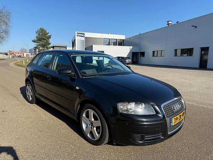 Occasion Audi A3 Attraction 105 PK (77 kW) 2008 Zwart Hatchback