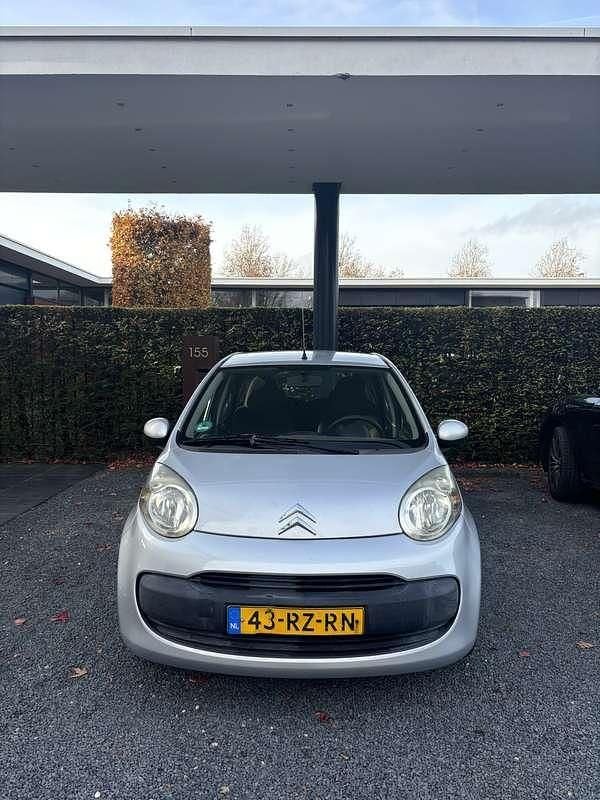 Grijs Gebruikt 2005 Citroën C1 Hatchback | € 1.799 (Eerlijke prijs) - Afbeelding 1/4