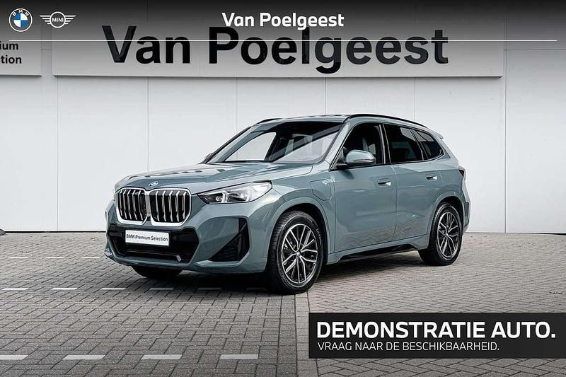 Groen Gebruikt 2025 BMW X1 Comfort Edition SUV | € 67.310 - Afbeelding 1/4