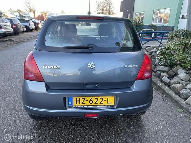 Occasion Suzuki Swift Exclusive 92 PK (67 kW) 2006 Grijs Hatchback