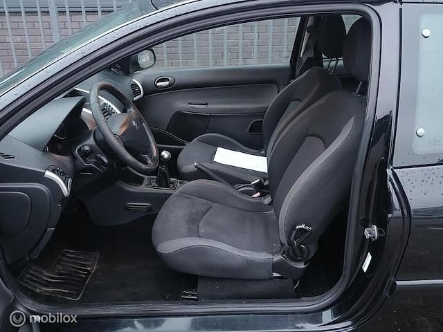 Occasion Peugeot 206 2010 Zwart Hatchback
