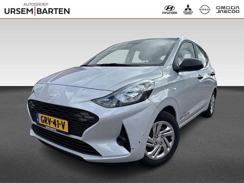 Grijs Gebruikt 2025 Hyundai i10 Comfort Hatchback | € 18.930 (Super prijs) - Afbeelding 1/4