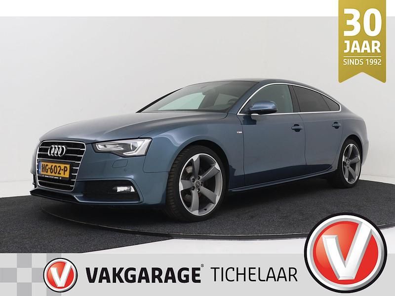 Blauw Gebruikt 2015 Audi A5 Coupé | € 15.899 - Afbeelding 1/3