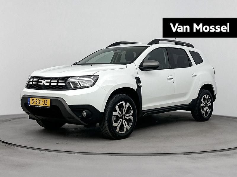 Wit Gebruikt 2023 Dacia Duster Journey SUV | € 22.940 (Eerlijke prijs) - Afbeelding 1/4