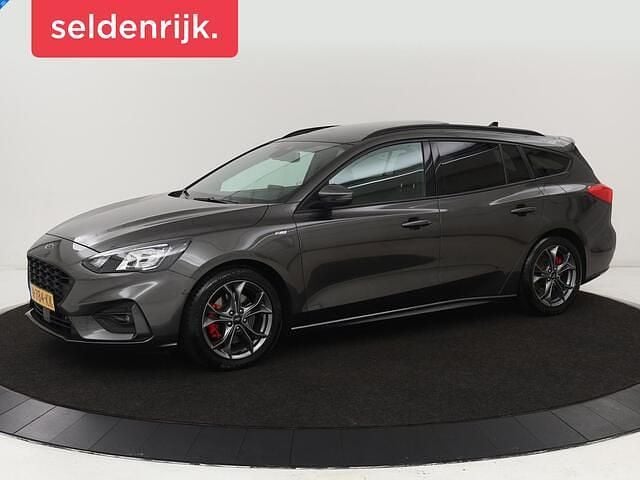 Grijs Gebruikt 2021 Ford Focus ST-Line X Stationwagen | € 15.900 (Goede deal) - Afbeelding 1/4