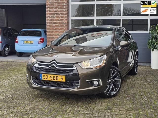Bruin Gebruikt 2011 Citroën DS4 Sport Chic Hatchback | € 7.495 (Eerlijke prijs) - Afbeelding 1/4