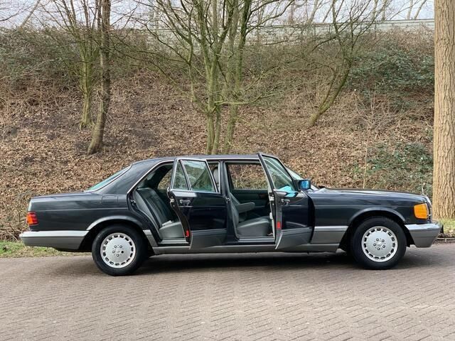Occasion Mercedes 300 150 PK (110 kW) 1988 Zwart Sedan