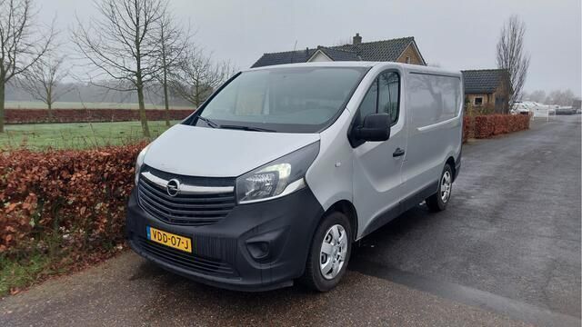 Grijs Gebruikt 2019 Opel Vivaro Sport Van | € 6.500 (Super prijs) - Afbeelding 1/4