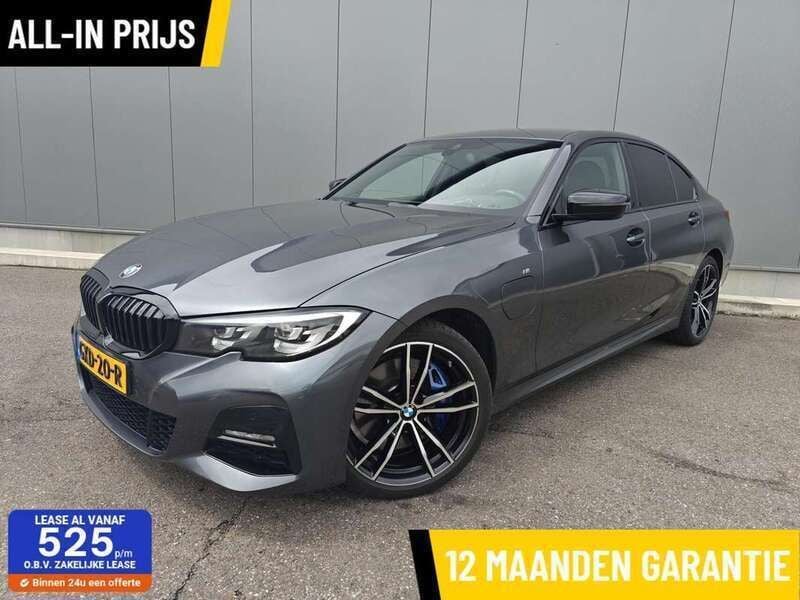 Grijs Gebruikt 2020 BMW 330e Executive Sedan | € 32.470 (Eerlijke prijs) - Afbeelding 1/4