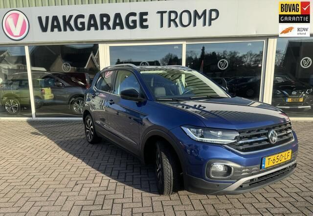 Blauw Gebruikt 2019 VW T-Cross Style SUV | € 22.250 - Afbeelding 1/4