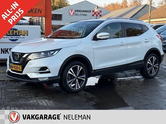 Wit Gebruikt 2017 Nissan Qashqai N-Connecta SUV | € 13.394 (Iets duurder) - Afbeelding 1/4