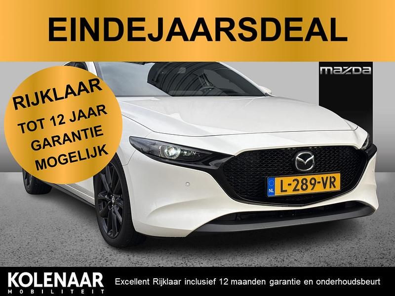 Snowflake white pearl Occasion 2021 Mazda 3 Luxury Hatchback | € 23.895 (Eerlijke prijs) - Afbeelding 1/4