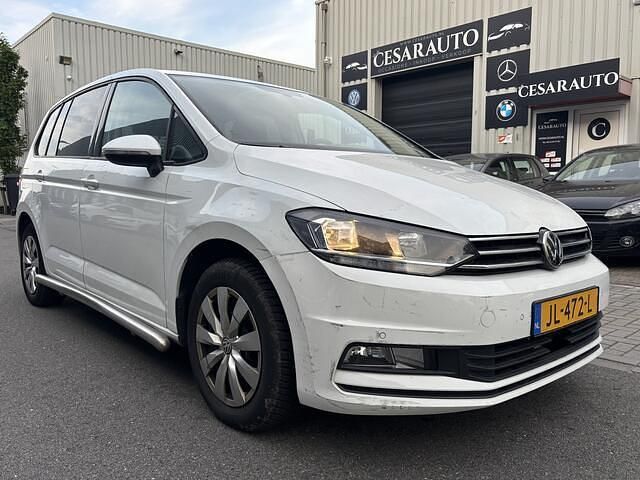 Wit Gebruikt 2016 VW Touran MPV | € 7.999 (Eerlijke prijs) - Afbeelding 1/4