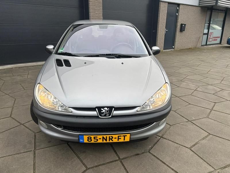 Occasion Peugeot 206 Premium 89 PK (65 kW) 2004 Grijs Hatchback
