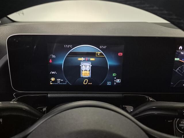 Occasion Mercedes B180 Business 136 PK (100 kW) 2019 Grijs MPV