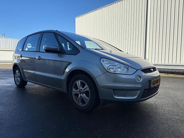Occasion Ford S-MAX Trend 146 PK (107 kW) 2010 Grijs MPV