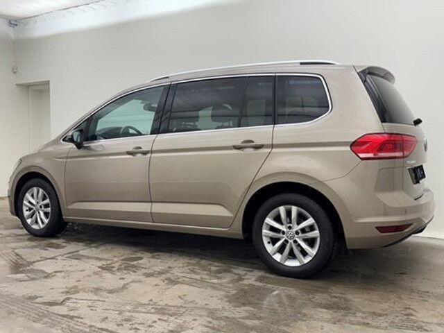 Grijs Occasion 2019 VW Touran Highline MPV | € 19.900 (Eerlijke prijs) - Afbeelding 1/3