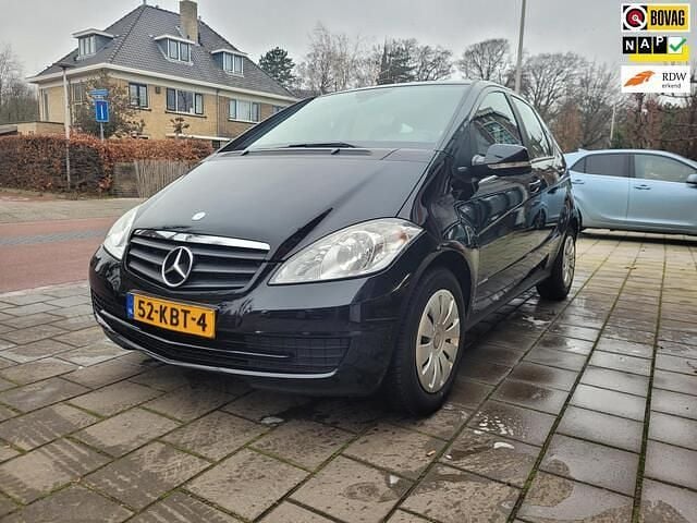 Zwart Gebruikt 2009 Mercedes A150 Business MPV | € 4.950 (Eerlijke prijs) - Afbeelding 1/4
