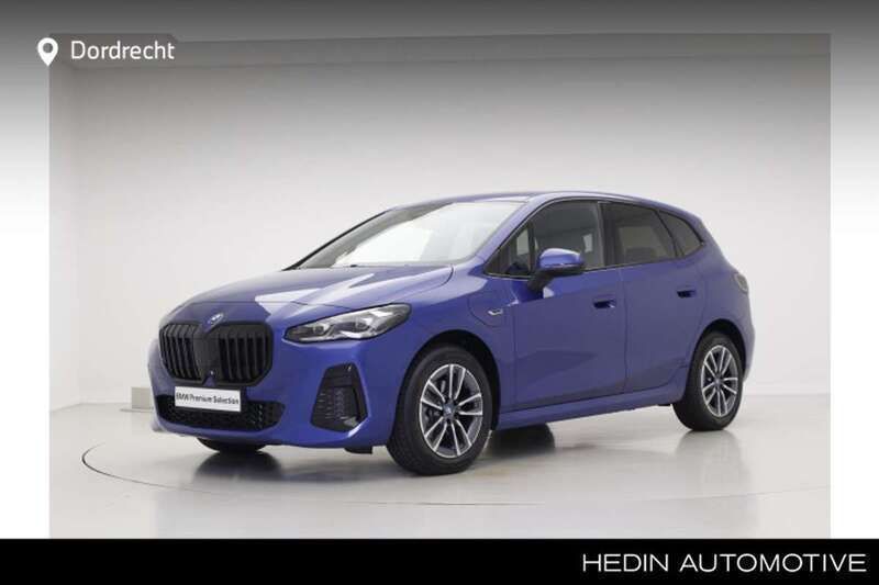 Blauw, metallic lak Gebruikt 2022 BMW 225 Active Tourer M Sport MPV | € 35.895 - Afbeelding 1/3
