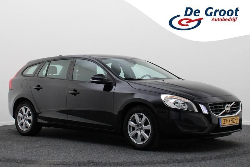 Zwart Gebruikt 2012 Volvo V60 Kinetic Stationwagen | € 6.950 (Goede deal) - Afbeelding 1/4